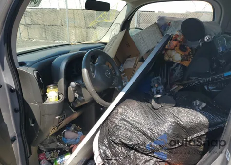 2011 Nissan Cube Base z USA, uszkodzony, nr VIN JN8AZ2KR7BT206360